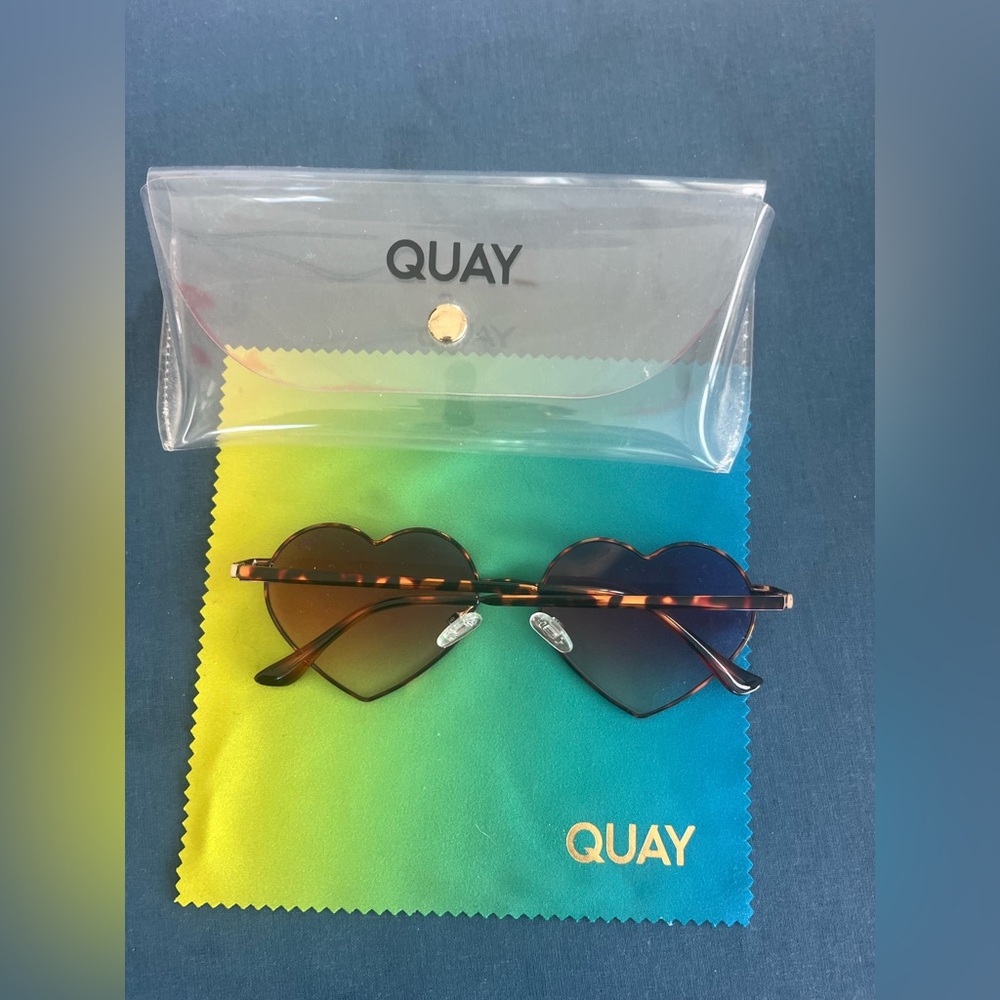 Quay Heart-Shaped Sunglasses